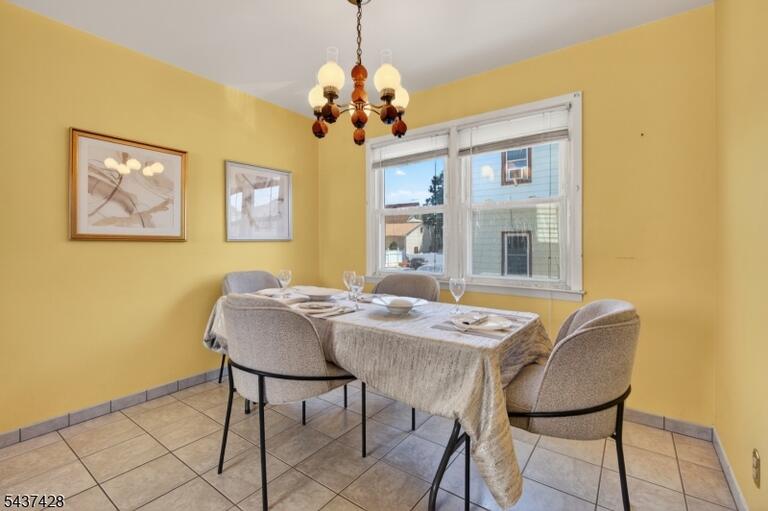 Property listing MLS 4032397 photo 12