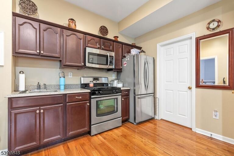 Property listing MLS 4032532 photo 17