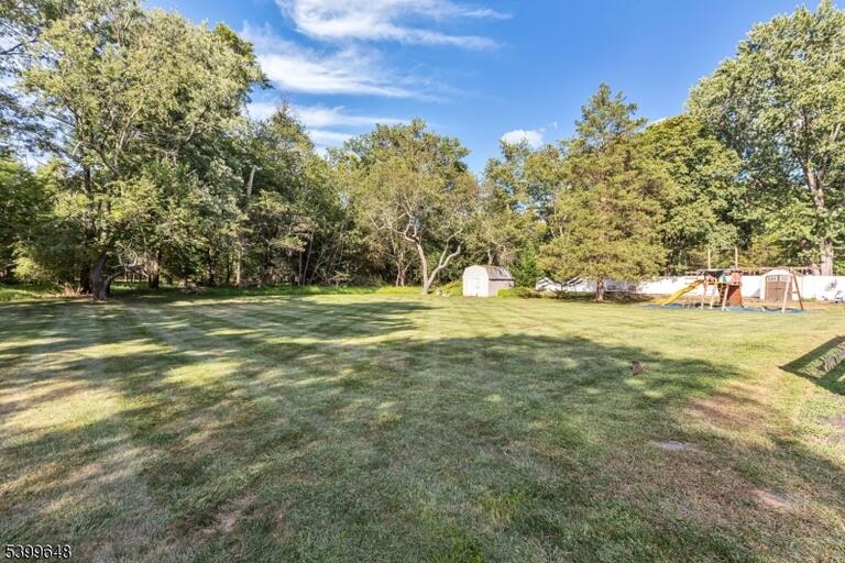 Property listing MLS 4032532 photo 28