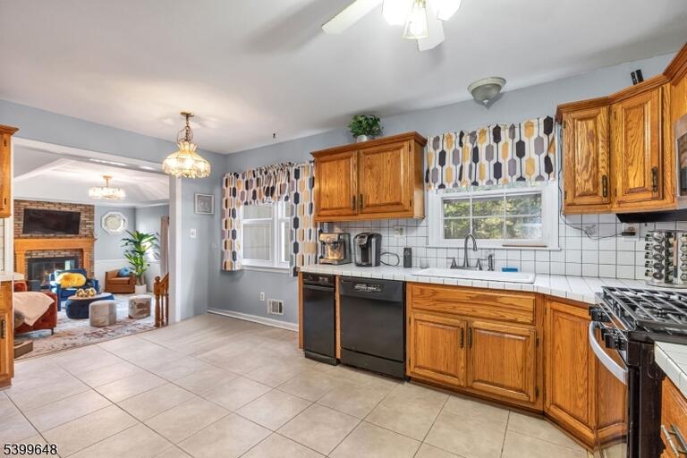 Property listing MLS 4032532 photo 8