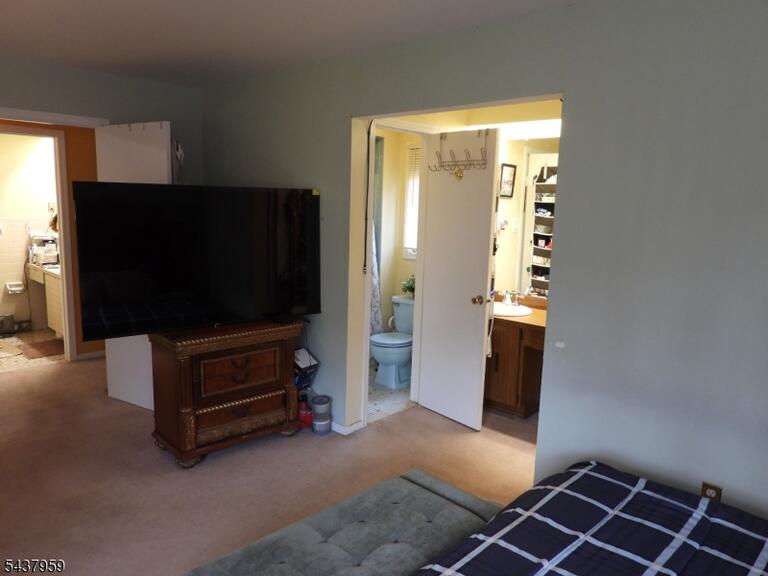 Property listing MLS 4032943 photo 15