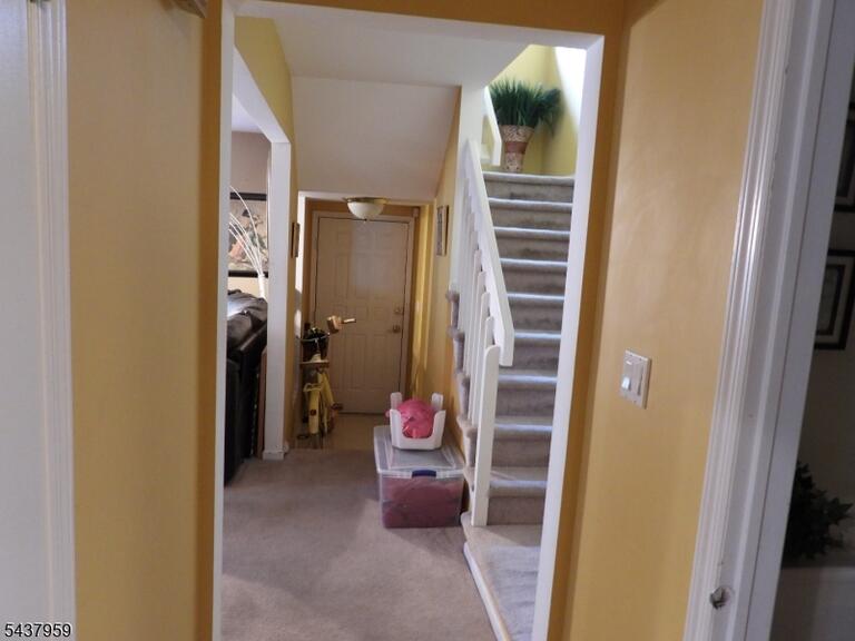 Property listing MLS 4032943 photo 6