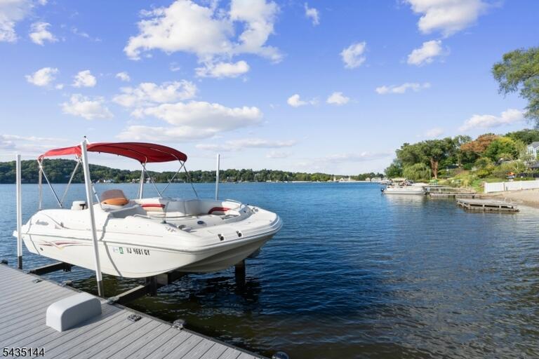 Property listing MLS 4033016 photo 47