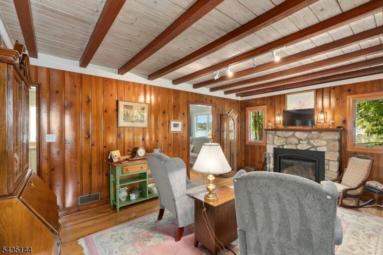 Property listing MLS 4033016 photo 8