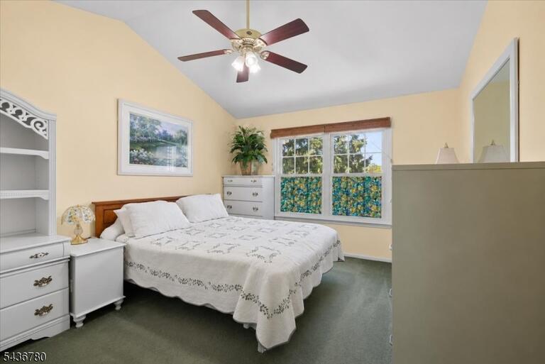 Property listing MLS 4033062 photo 21