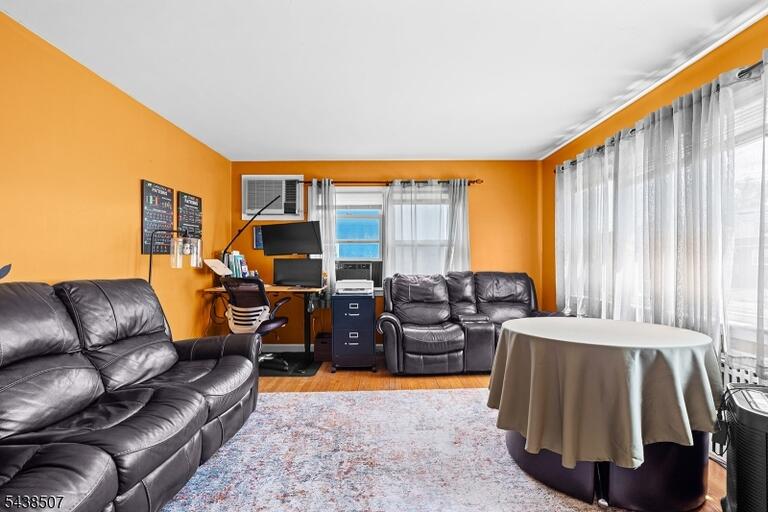 Property listing MLS 4033263 photo 14