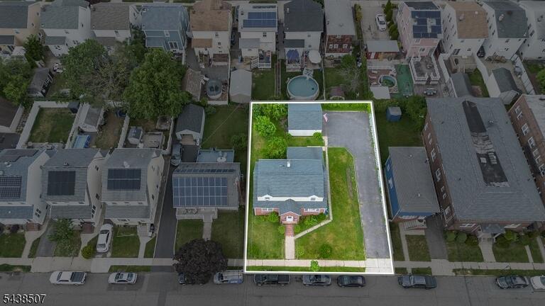 Property listing MLS 4033263 photo 5