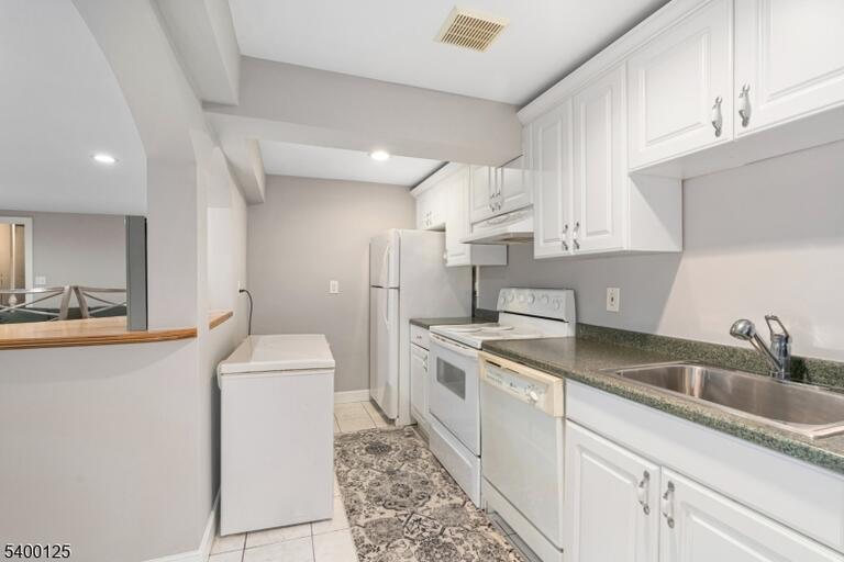 Property listing MLS 4033405 photo 26