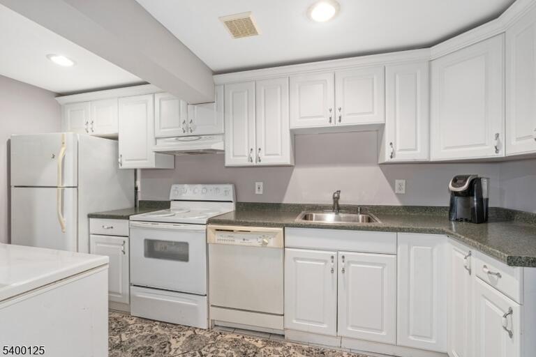 Property listing MLS 4033405 photo 27