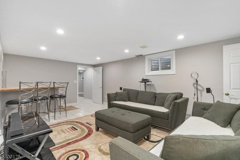 Property listing MLS 4033405 photo 29