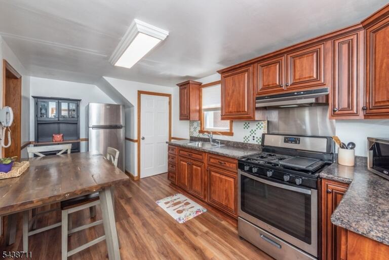 Property listing MLS 4033482 photo 6