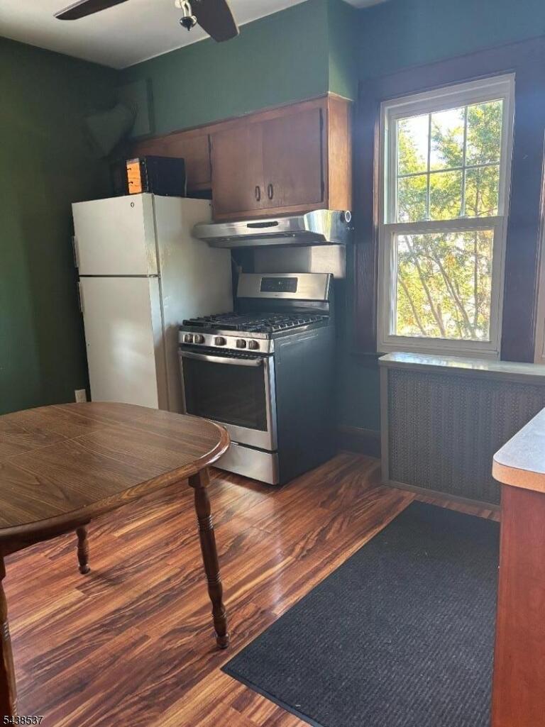 Property listing MLS 4033500 photo 5