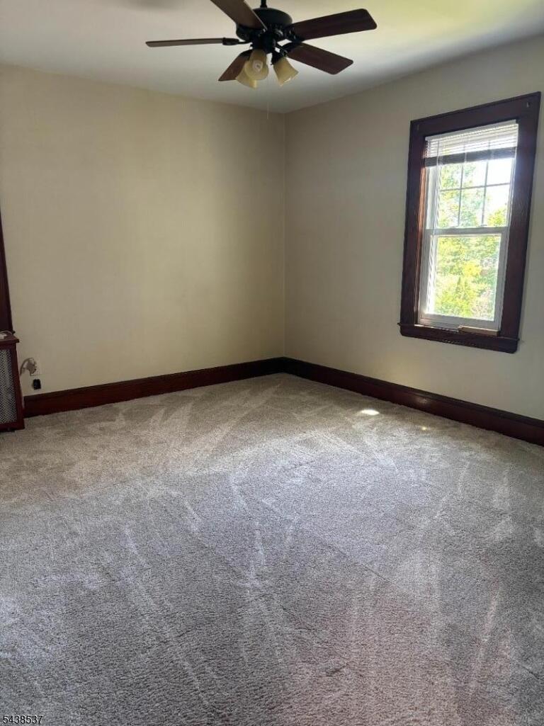 Property listing MLS 4033500 photo 6
