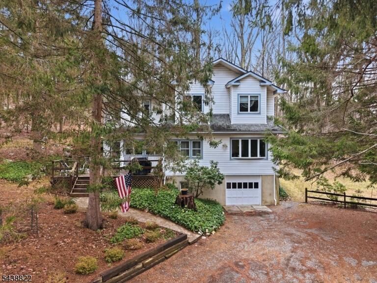 Property listing MLS 4033605 photo 1