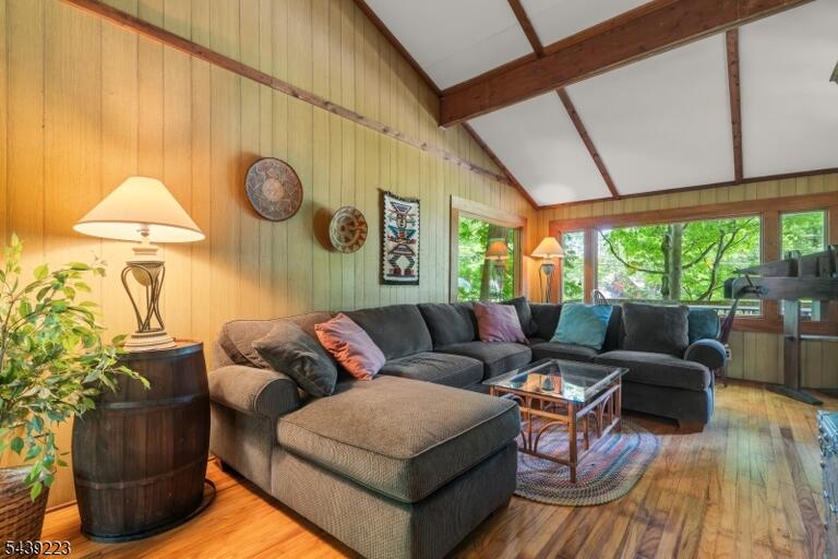 Property listing MLS 4034107 photo 16