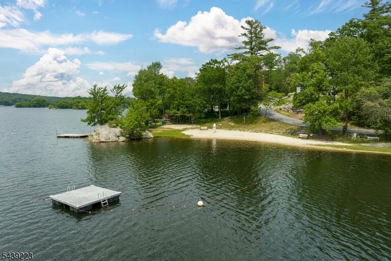 Property listing MLS 4034107 photo 42