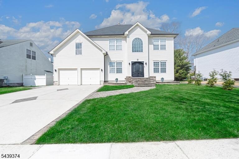 Property listing MLS 4034171 photo 1