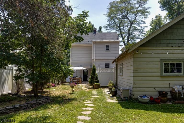 Property listing MLS 4034193 photo 17