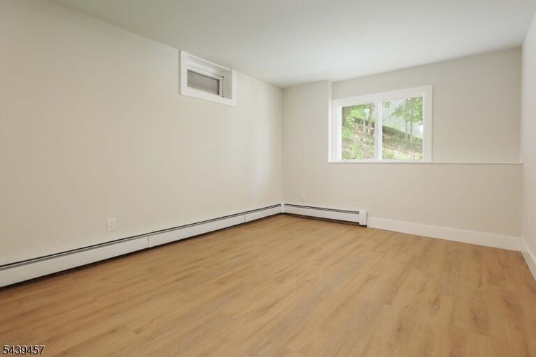 Property listing MLS 4034333 photo 31