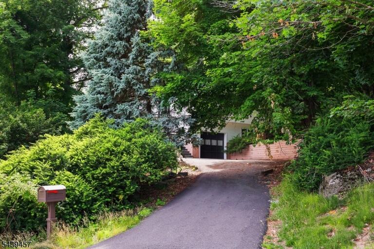 Property listing MLS 4034333 photo 34