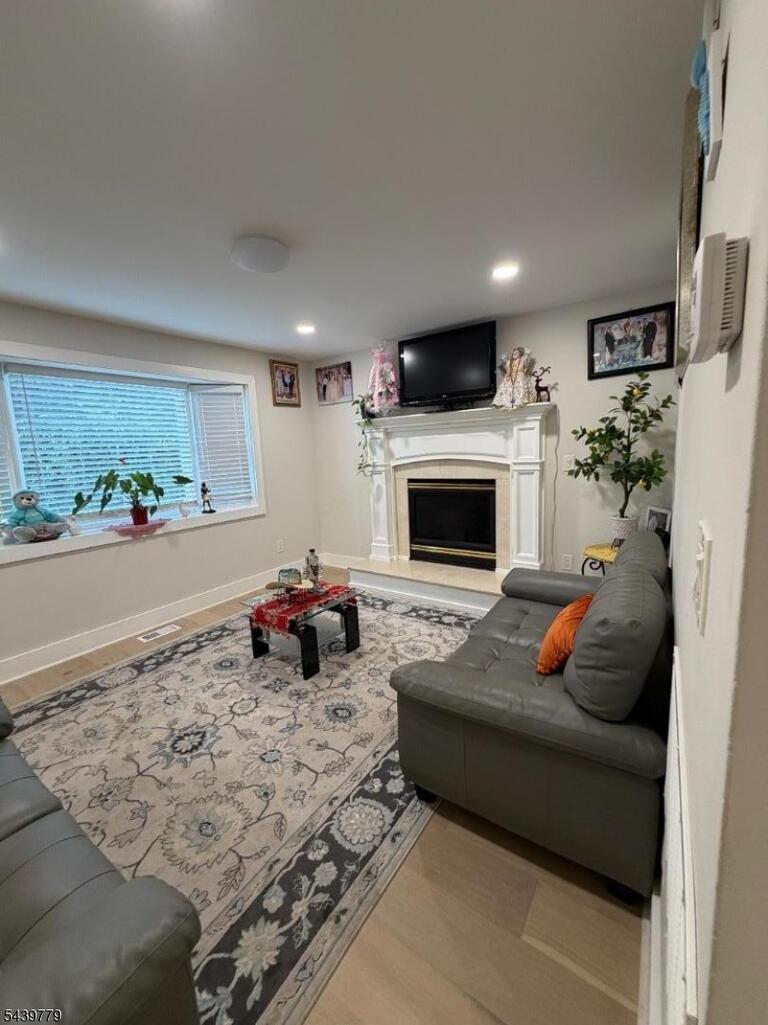 Property listing MLS 4034588 photo 16