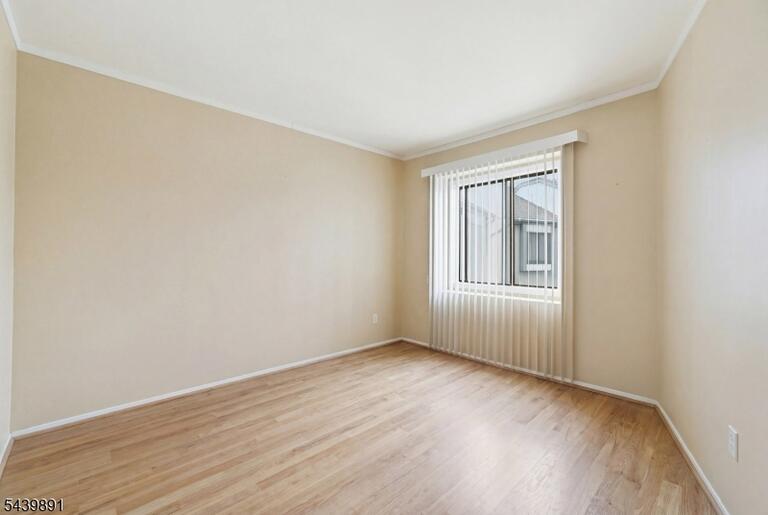 Property listing MLS 4034929 photo 29