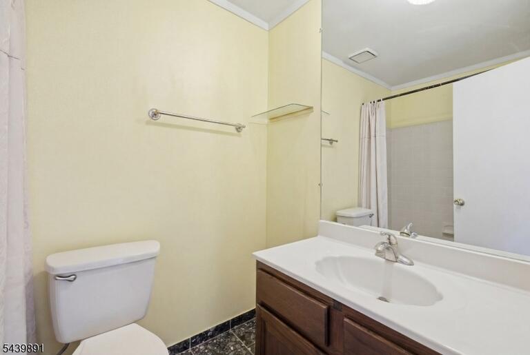 Property listing MLS 4034929 photo 30