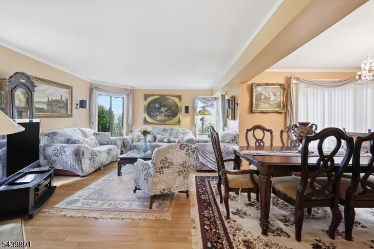 Property listing MLS 4034929 photo 9