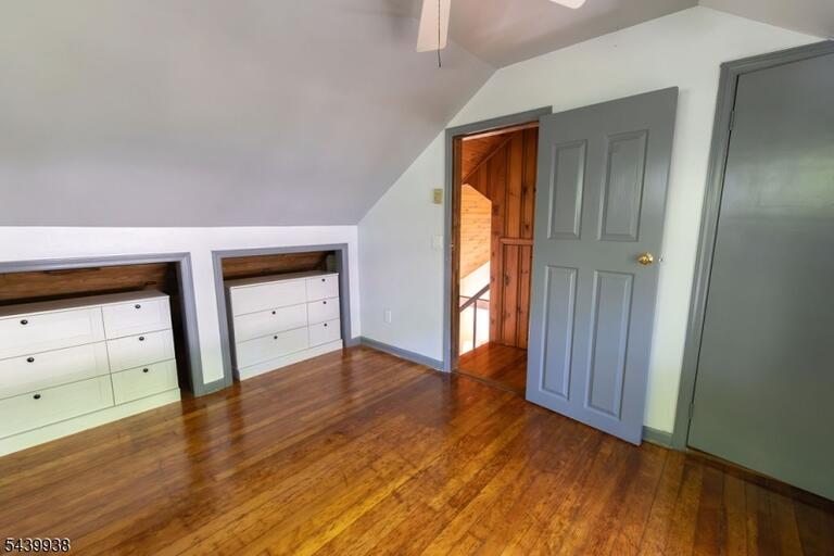 Property listing MLS 4035025 photo 16