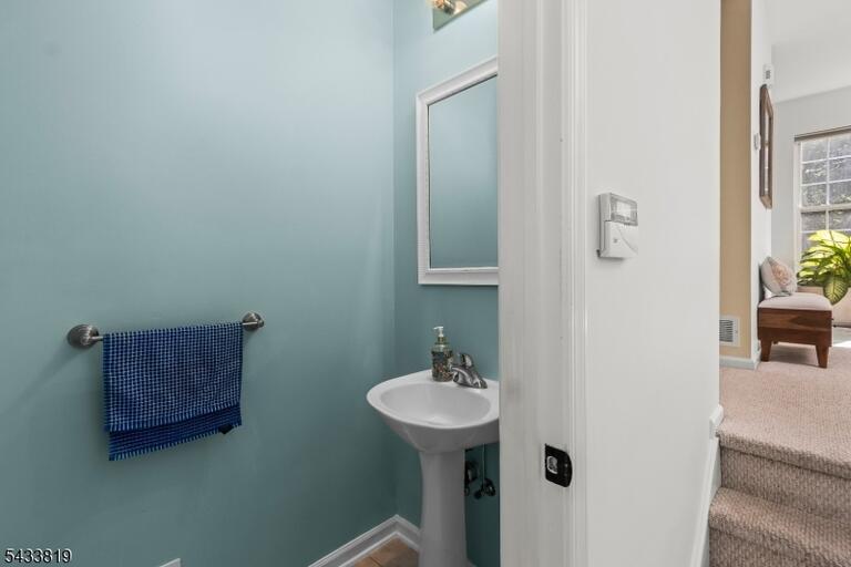 Property listing MLS 4035153 photo 14