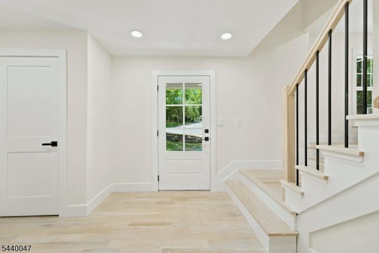Property listing MLS 4035277 photo 46