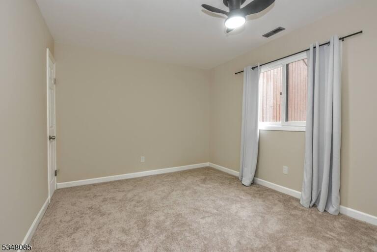 Property listing MLS 4035351 photo 6