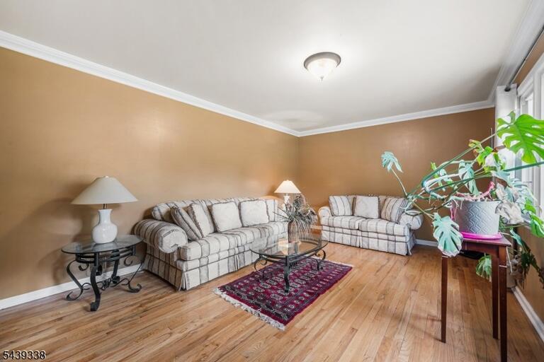 Property listing MLS 4035360 photo 5