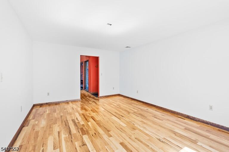 Property listing MLS 4035594 photo 12