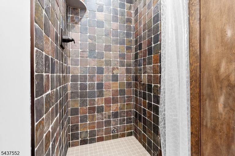 Property listing MLS 4035594 photo 17