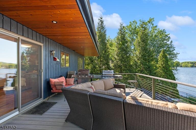 Property listing MLS 4035594 photo 36