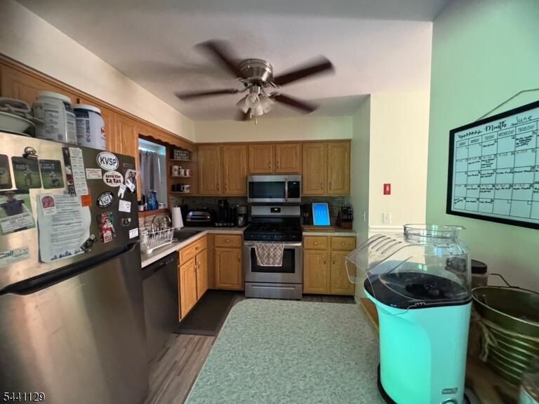 Property listing MLS 4035697 photo 9