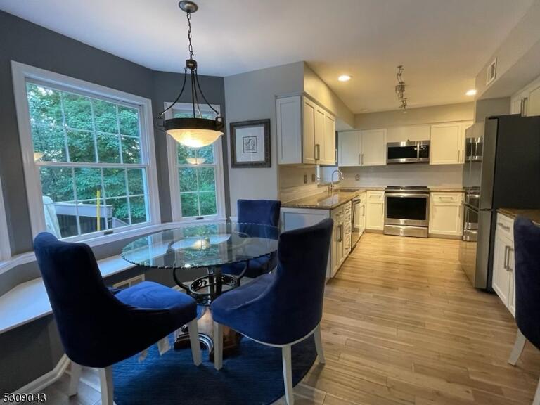 Property listing MLS 4035738 photo 13
