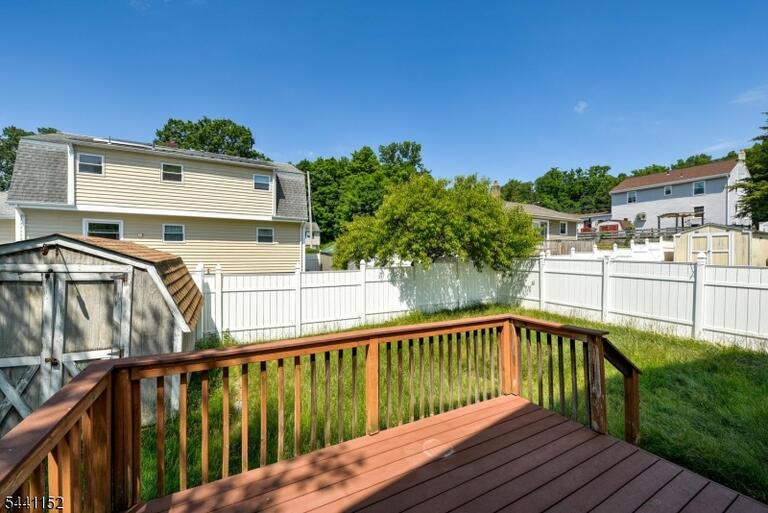 Property listing MLS 4035937 photo 43