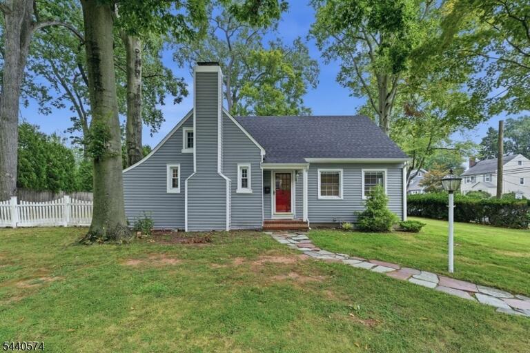 Property listing MLS 4035974 photo 1