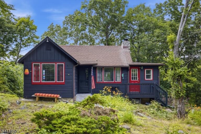 Property listing MLS 4036119 photo 11