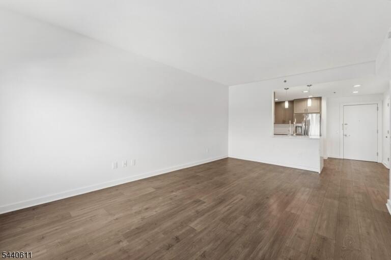 Property listing MLS 4036281 photo 4