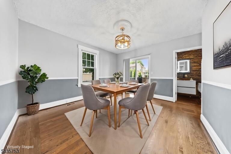 Property listing MLS 4036337 photo 10