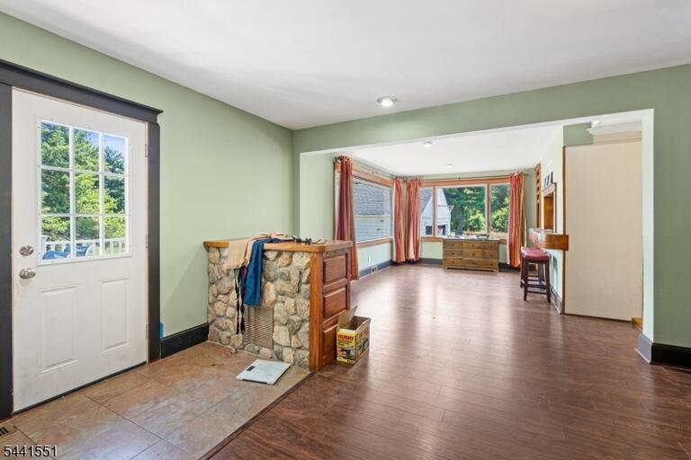 Property listing MLS 4036360 photo 10