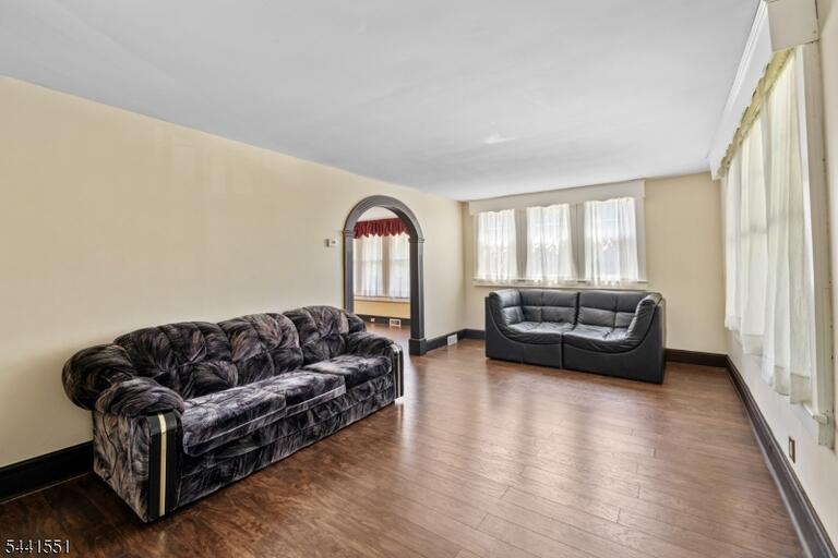Property listing MLS 4036360 photo 7