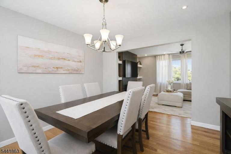 Property listing MLS 4036503 photo 15