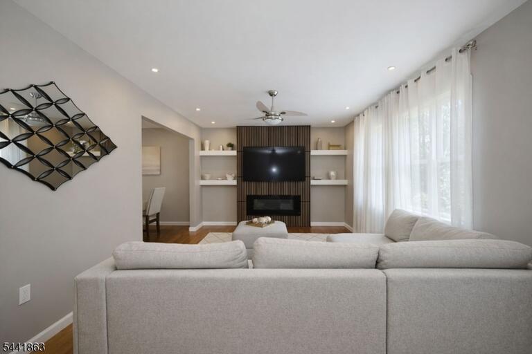 Property listing MLS 4036503 photo 22