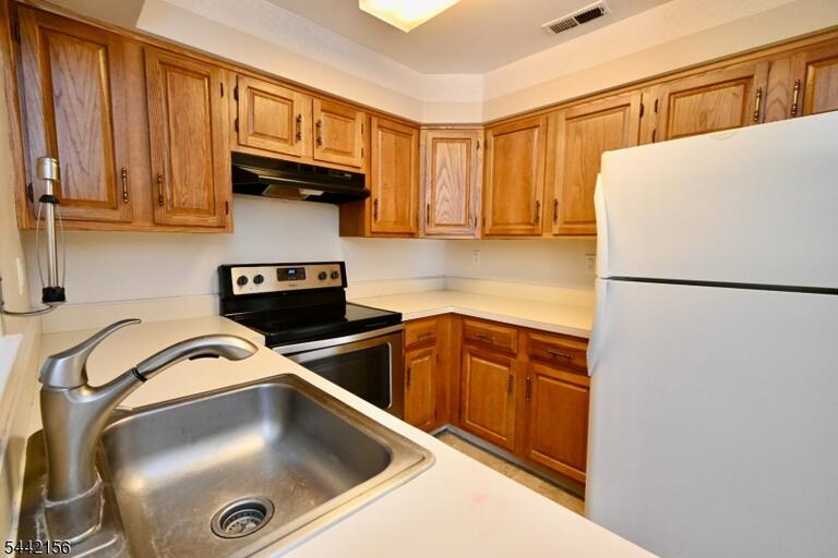 Property listing MLS 4036554 photo 7