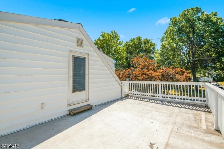Property listing MLS 4036693 photo 32