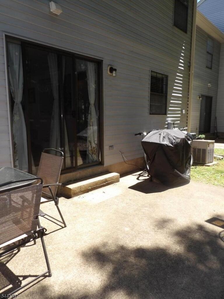 Property listing MLS 4036801 photo 24